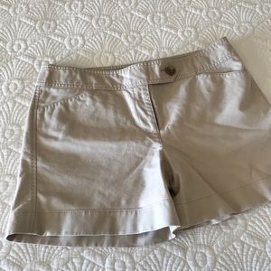 Ann Taylor signature fit shorts